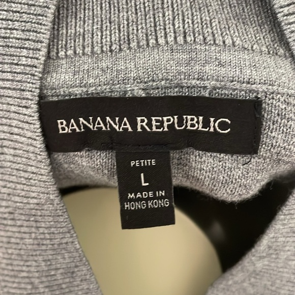 Banana Republic Soft Mock Neck Sweater Shell - Picture 8 of 9